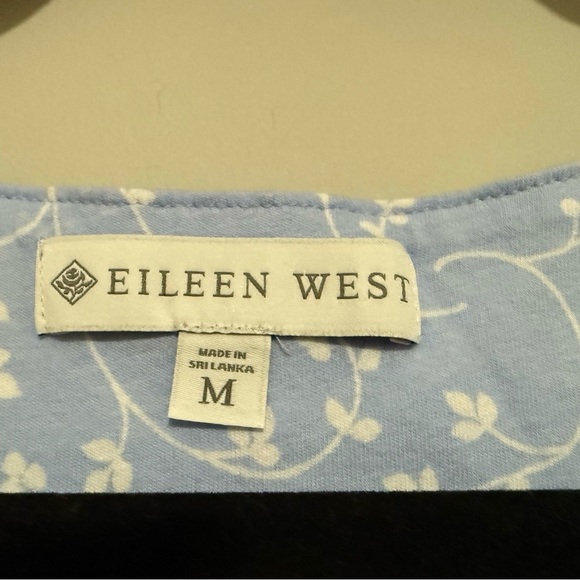 Eileen West Blue Floral Long Sleeve Nightgown Size Medium Feminine Trad Wife - Picture 6 of 8